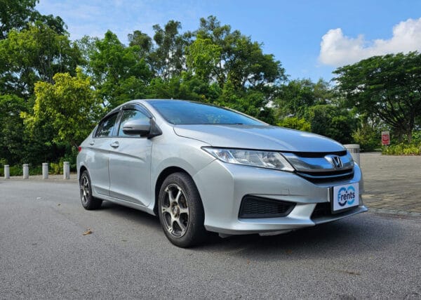 Honda Grace - Silver - Image 2