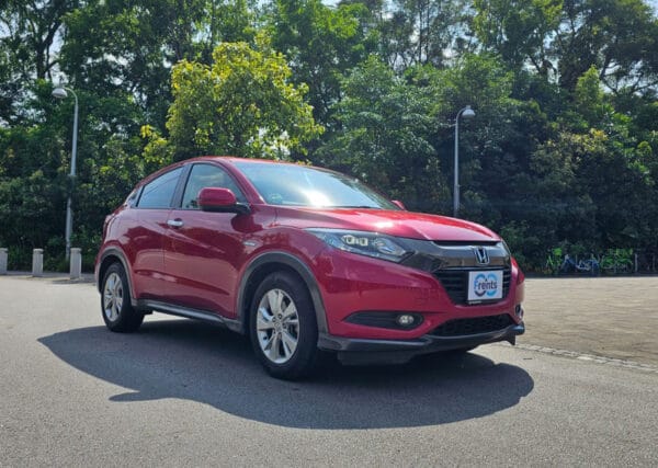 Honda Vezel - Red - Image 6
