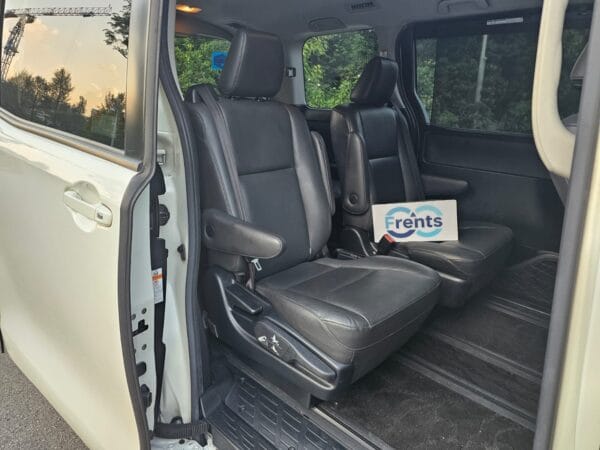 Toyota Voxy  - White - Image 6