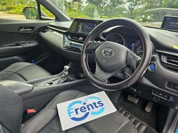 Toyota Voxy  - White - Image 3