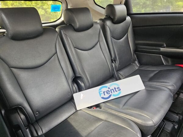 Toyota Prius+ - Black - Image 5