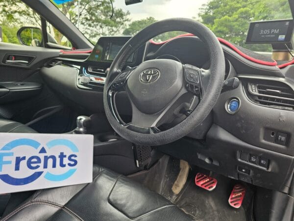 Toyota C-HR - Black - Image 5