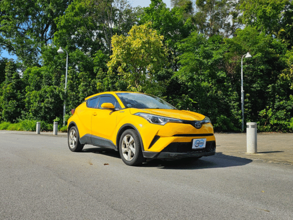 Toyota C-HR - Yellow